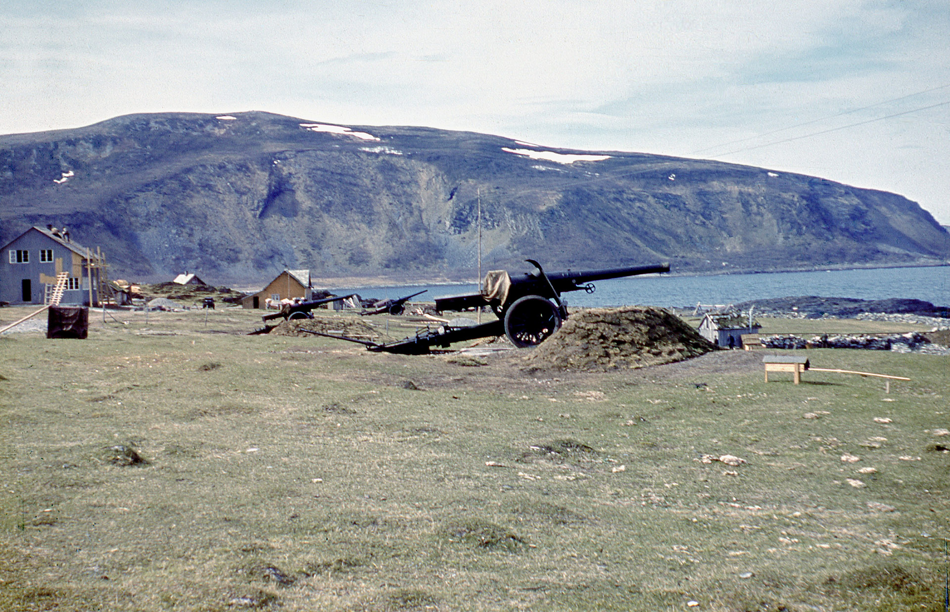 Bilde 57. Tysk kanonstilling Loppa Finnmark