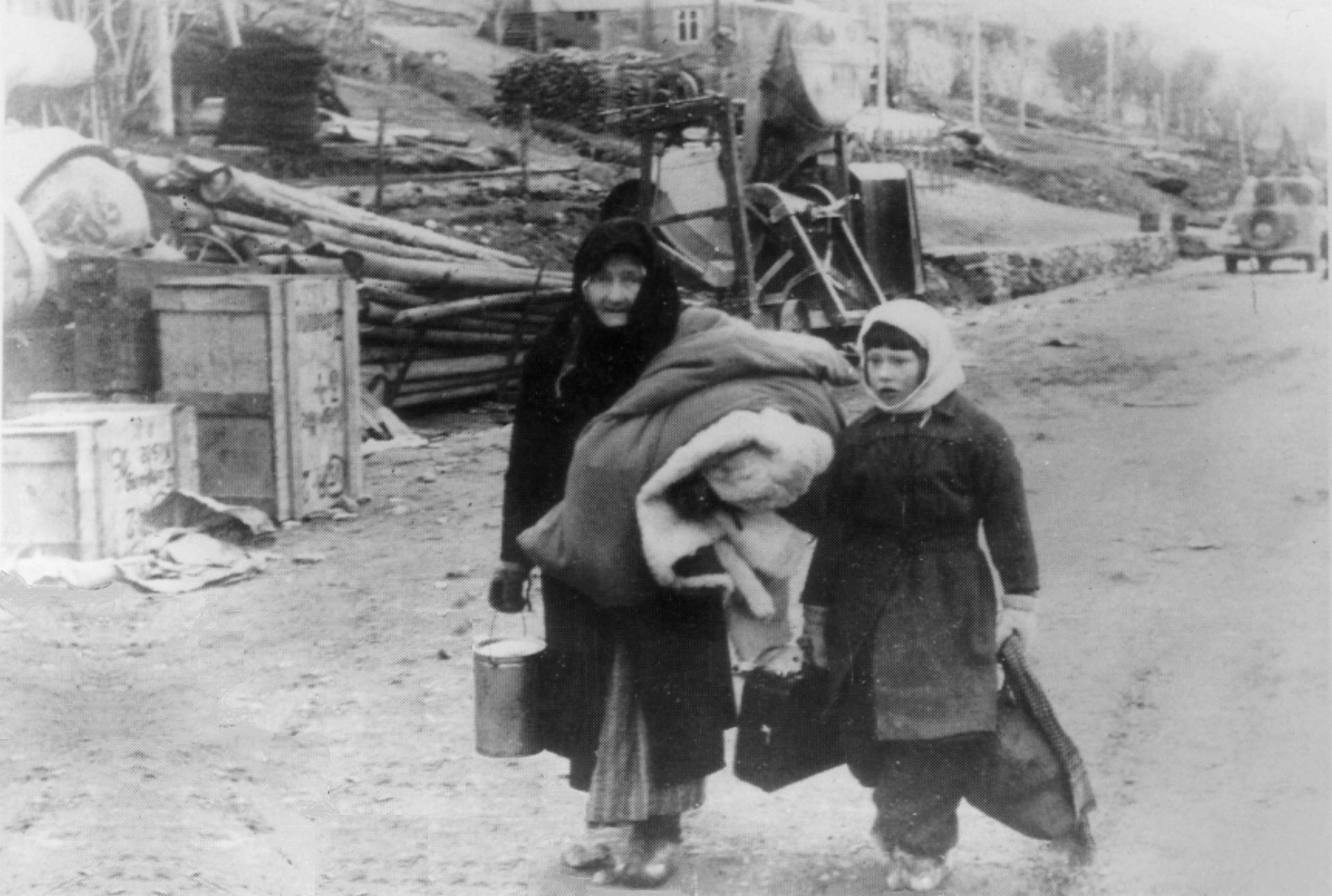 Finnmarkinger forlater hus og hjem under krigen