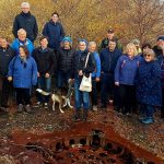 Historisk interesserte på befaring av kanonstilling okt.2017 på Nonshaugen i Svolvær.