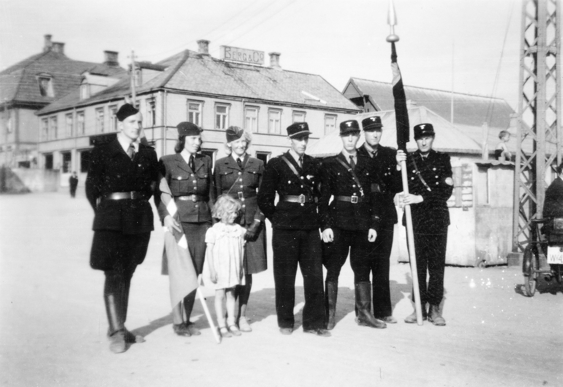 NS møte august 1944 torget Svolvær
