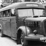 SS-Nord ut på busstur i Oslo 1940.